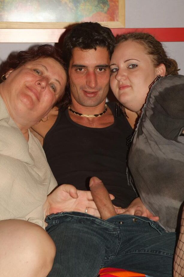 18P Les grandes filles Anna Marie et Agnes Eva partagent un dong dans ce trio torride BBW