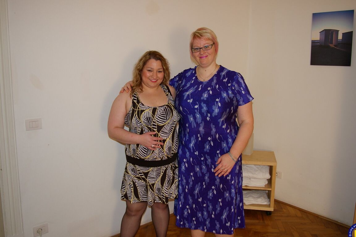 21P Amateur BBWs Jany & Wiske eat each other's fat vaginas and masturbate