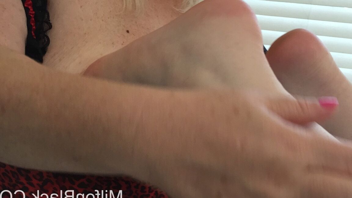 15P Busty MILFs with big tits enjoy sexy foot fetish action on a massage table