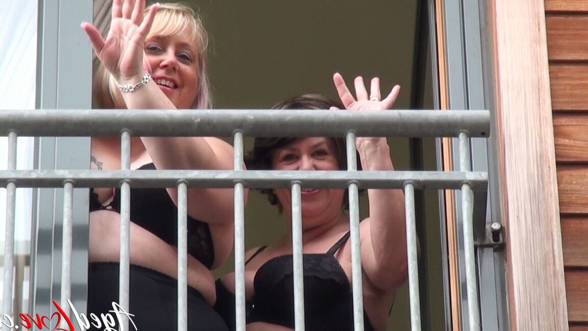 21P Mature British BBWs Auntie Trisha and Lexie Cummings getting gangbanged