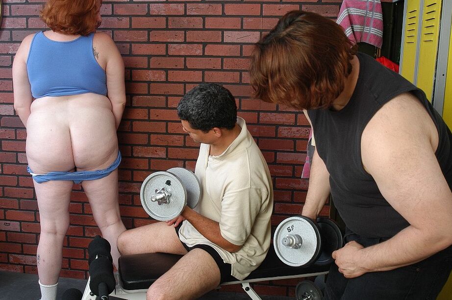 16P Fat older redhead Adrienne sucks and fucks two cocks in weight room