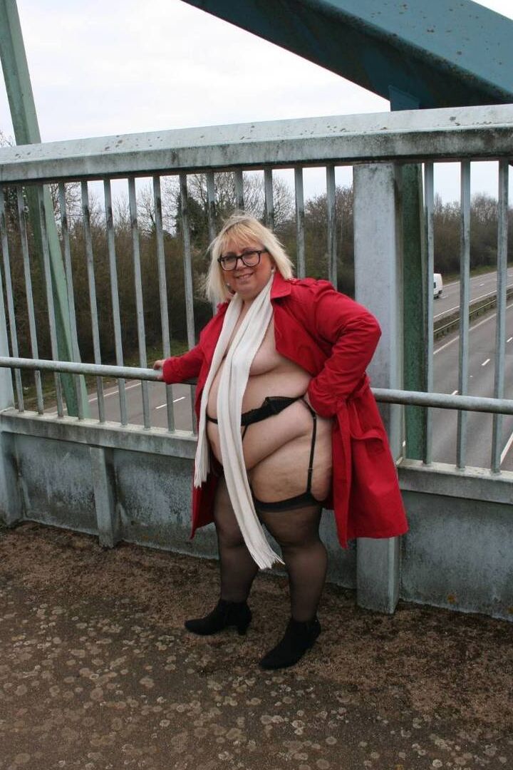 16P Obese British woman Lexie Cummings exposes herself in public locations