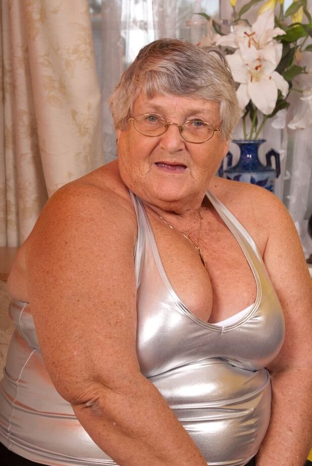 20P Old fatty Grandma Libby masturbates with a vibrator in crotchless pantyhose