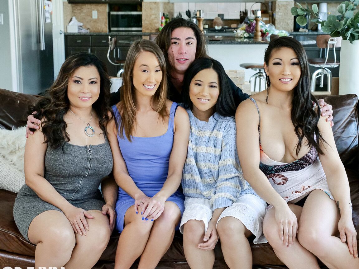21P Sexy MILFs strip, pose and fuck in a jaw-dropping big boob compilation