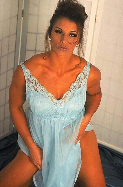 Show de lingerie branca de belezas fitness 15P