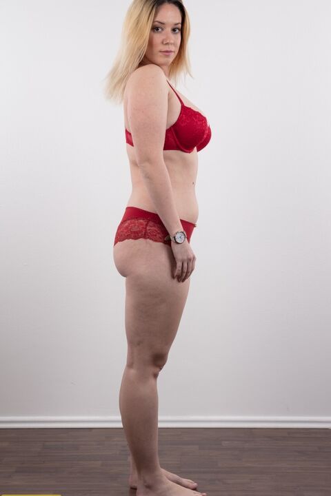 20P Chubby amateur Veronika stands totally naked after removing her clothes