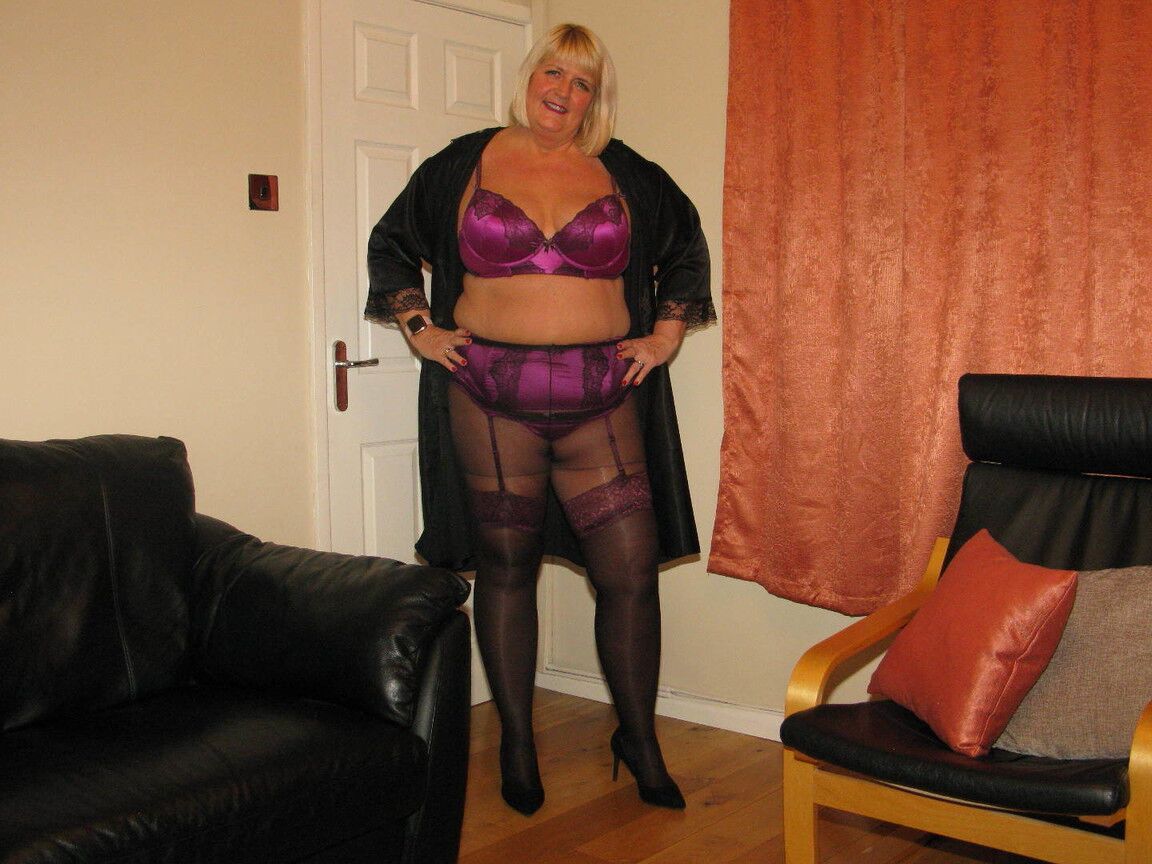 16P mayores rubia BBW Chrissy Uk modelos lencería
