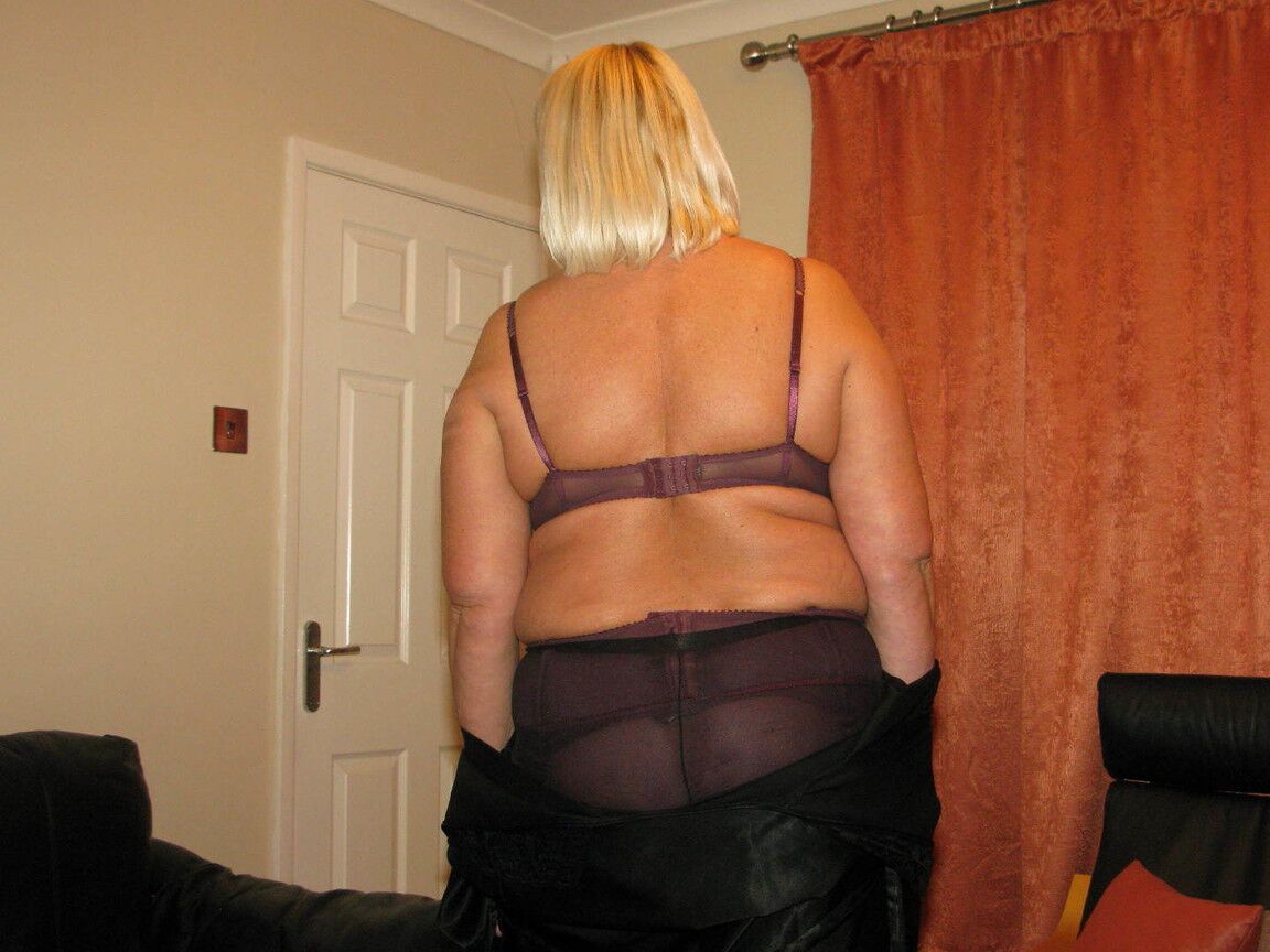 16P mayores rubia BBW Chrissy Uk modelos lencería