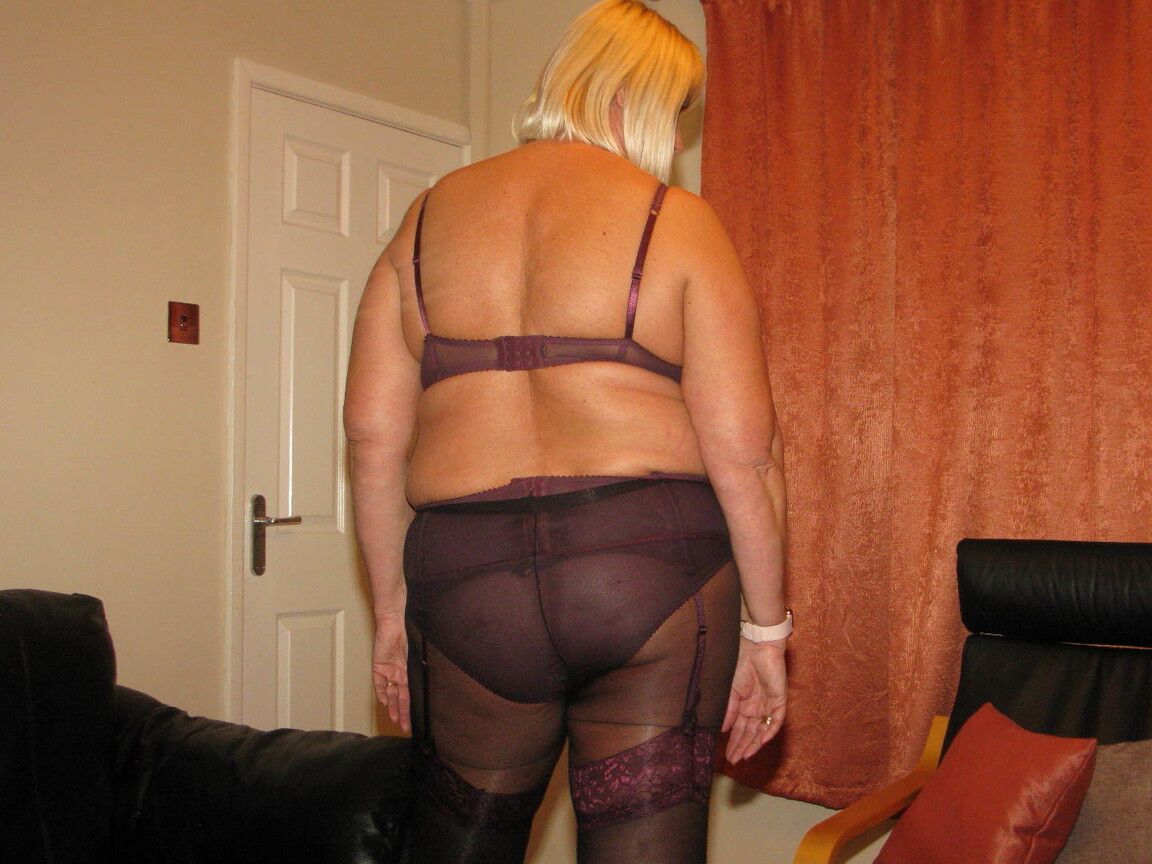 16P mayores rubia BBW Chrissy Uk modelos lencería