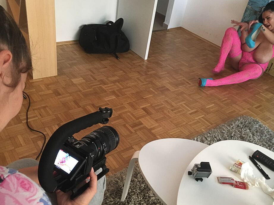 15P Erin Star erschießt ihre Schwester Helen Star