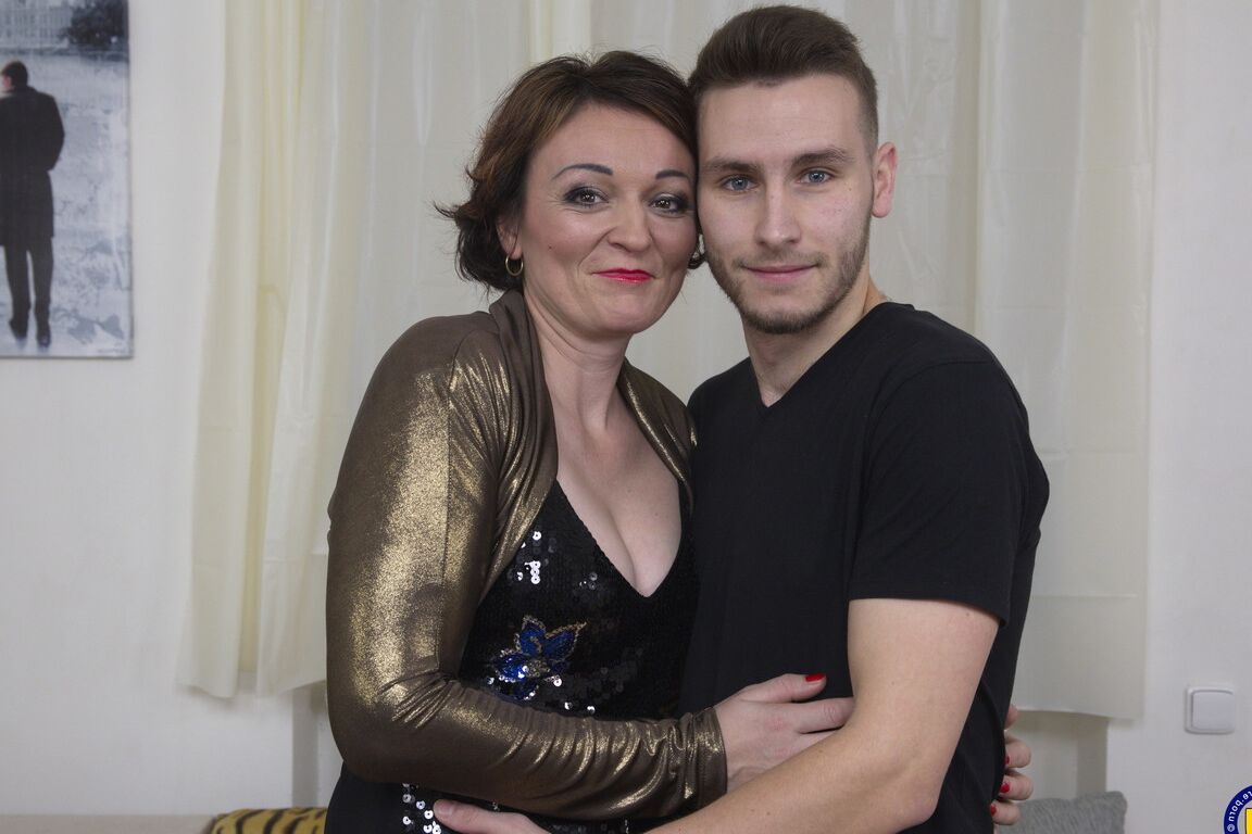 16P Older redhead gets banged by her young lover after a passionate kiss