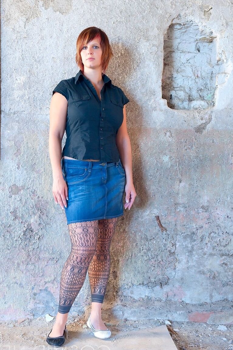 16P Sexy chubby Nika in short skirt unbuttons shirt to unveil her big saggy tits
