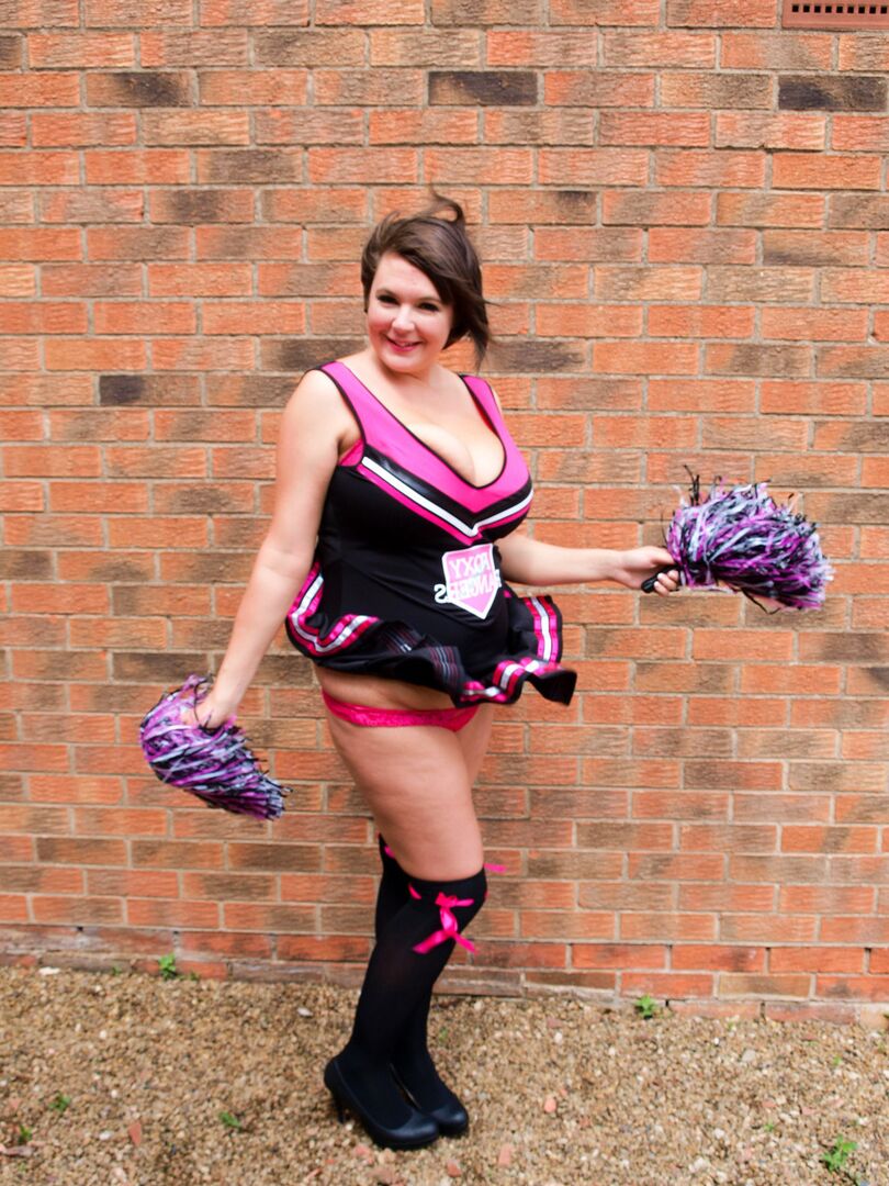 16P Overweight amateur Roxy doffs a cheerleader uniform in over the knee socks