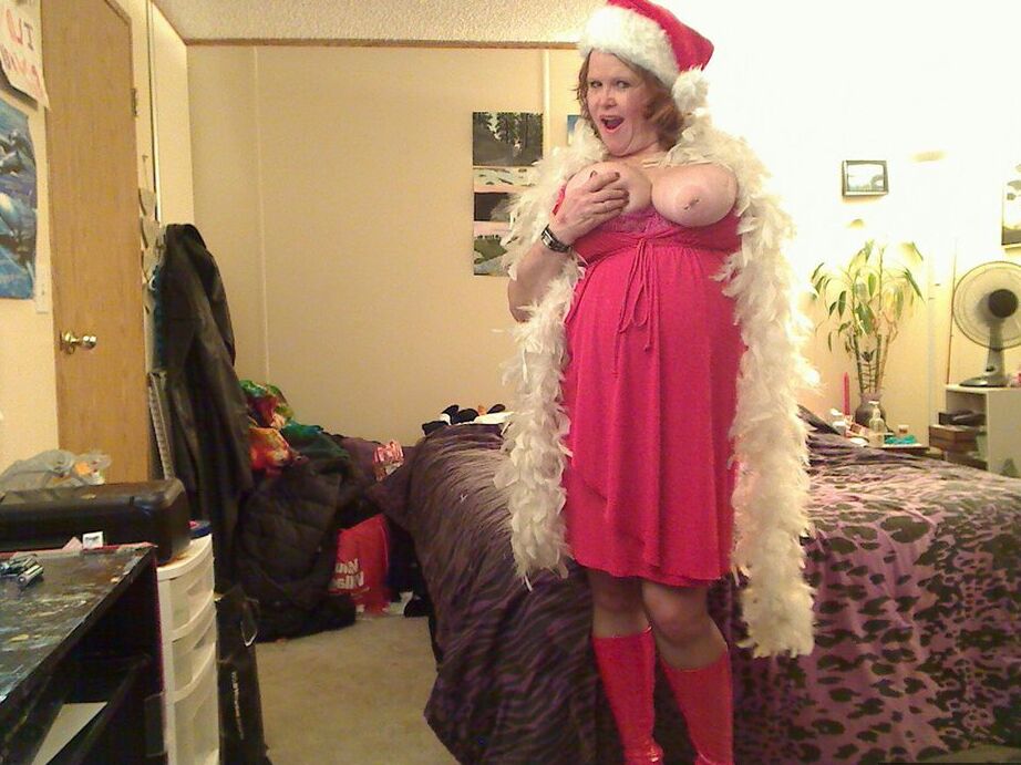 20P Mature redhead Misha MILF looses her big tits and cunt while in Xmas clothing