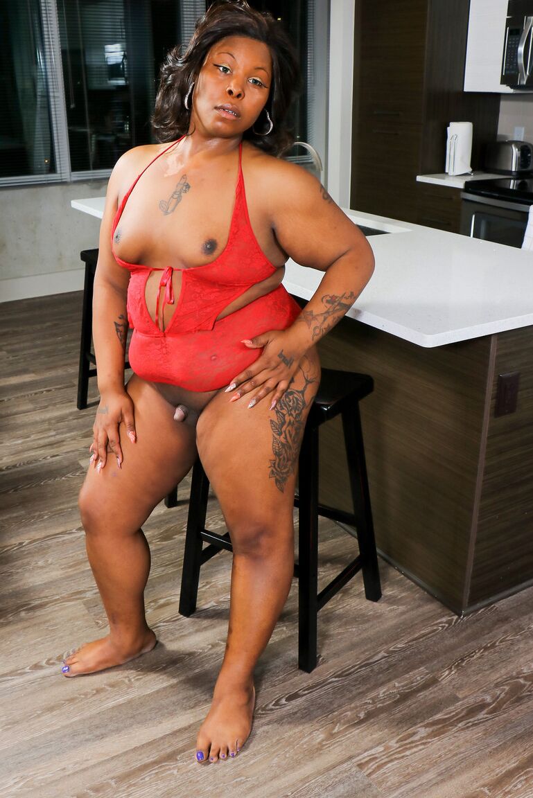 16P Negro TGirls JaMiyah Tattz