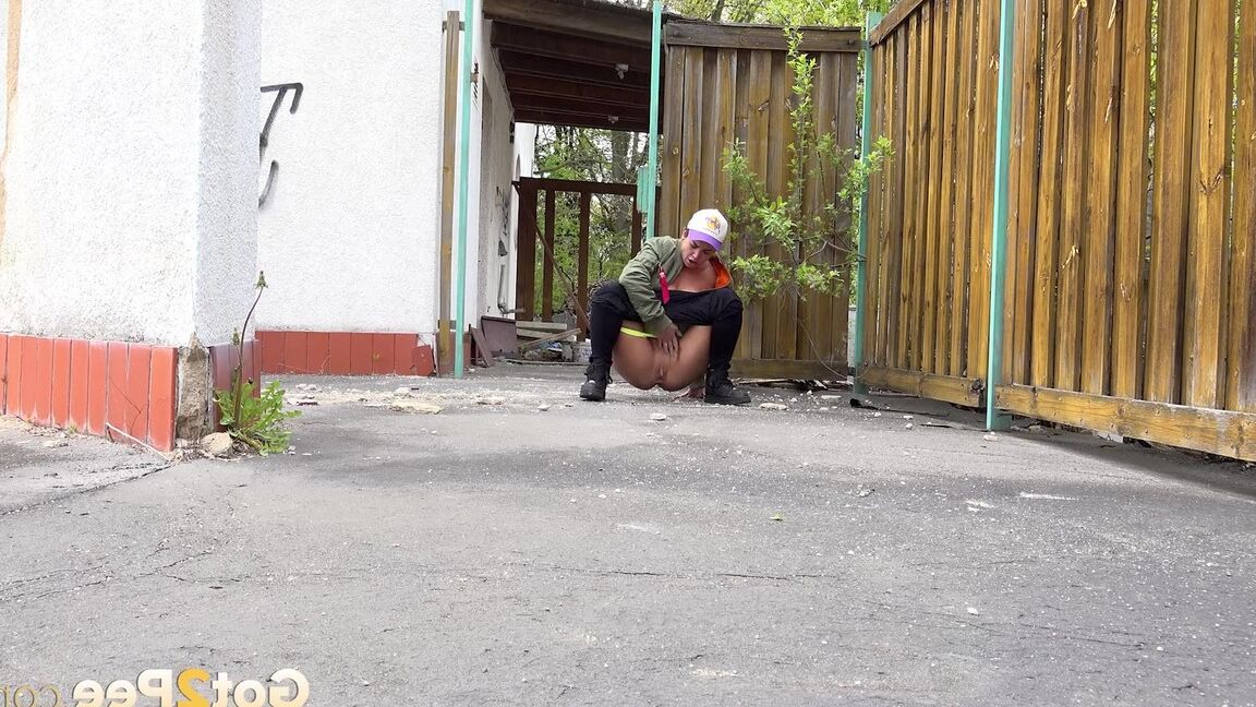 15P Busty babe Chloe gushes on the ground