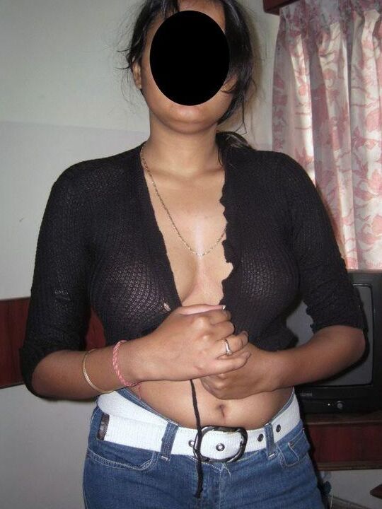 10P Fuck My Indian GF esposa india abriendo su blusa