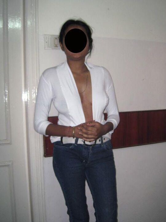 10P Fuck My Indian GF esposa india abriendo su blusa