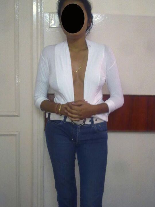10P Fuck My Indian GF esposa india abriendo su blusa