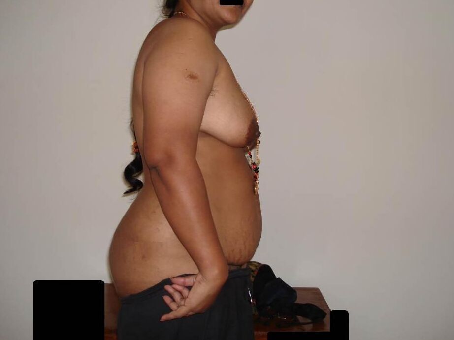 10P Fuck My Indian GF ama de casa india desnudándose