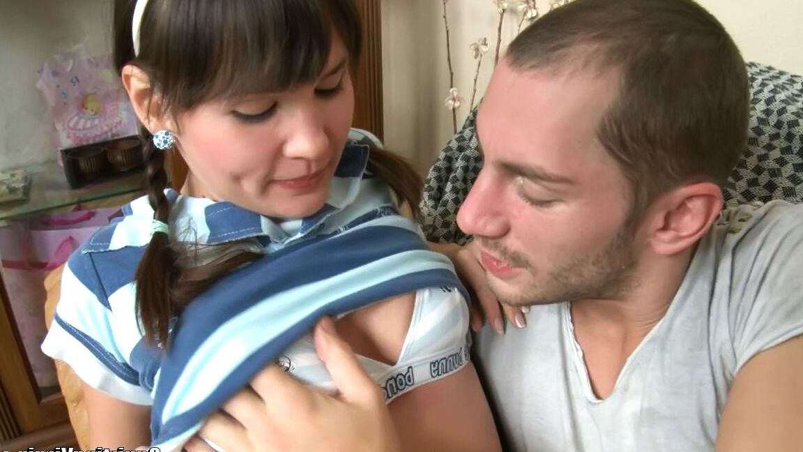 16P Squirting Virgin Yulia