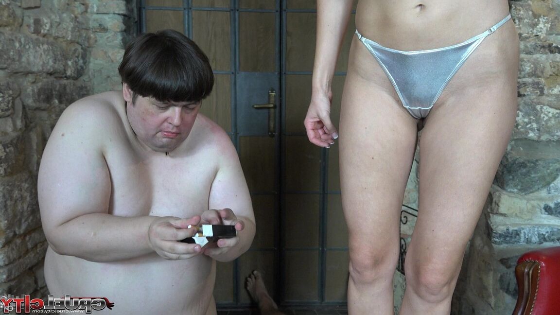 16P Enza is one of the cruelest mistresses there is, and she proves it in this