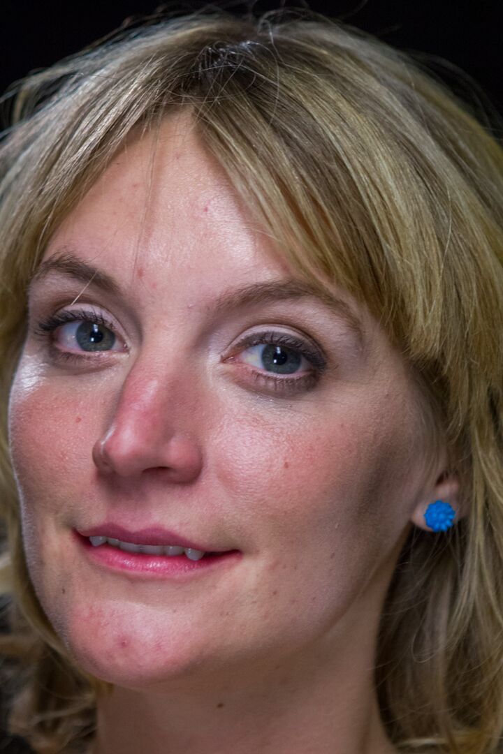17P Restrained blonde chick Mona Wales is flogged before forced mastrubation