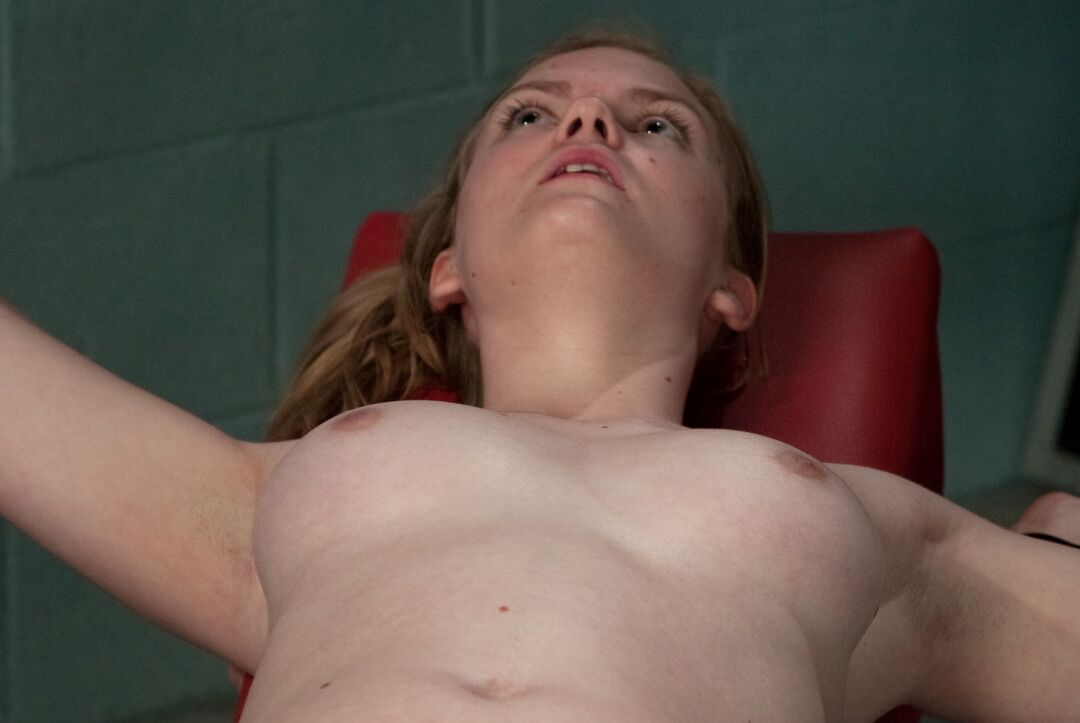21P Fucking Machines Ivy Mokhov