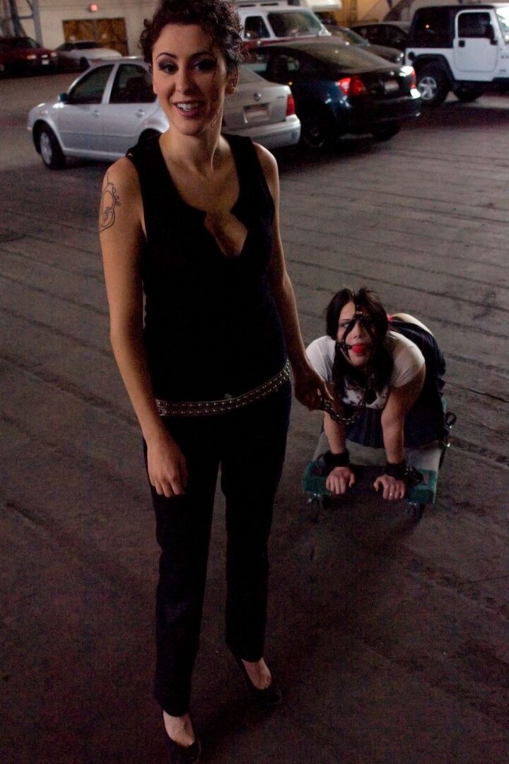 21P Public Disgrace Maestro, Raina Verene
