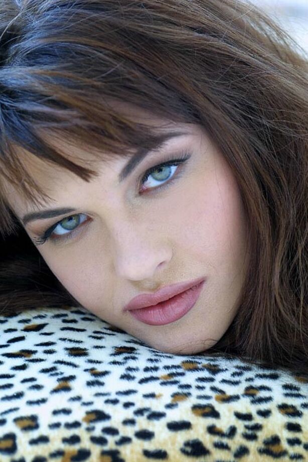 15P Beautiful blue eyed brunette Tara Clovin smoking and toying with dildo