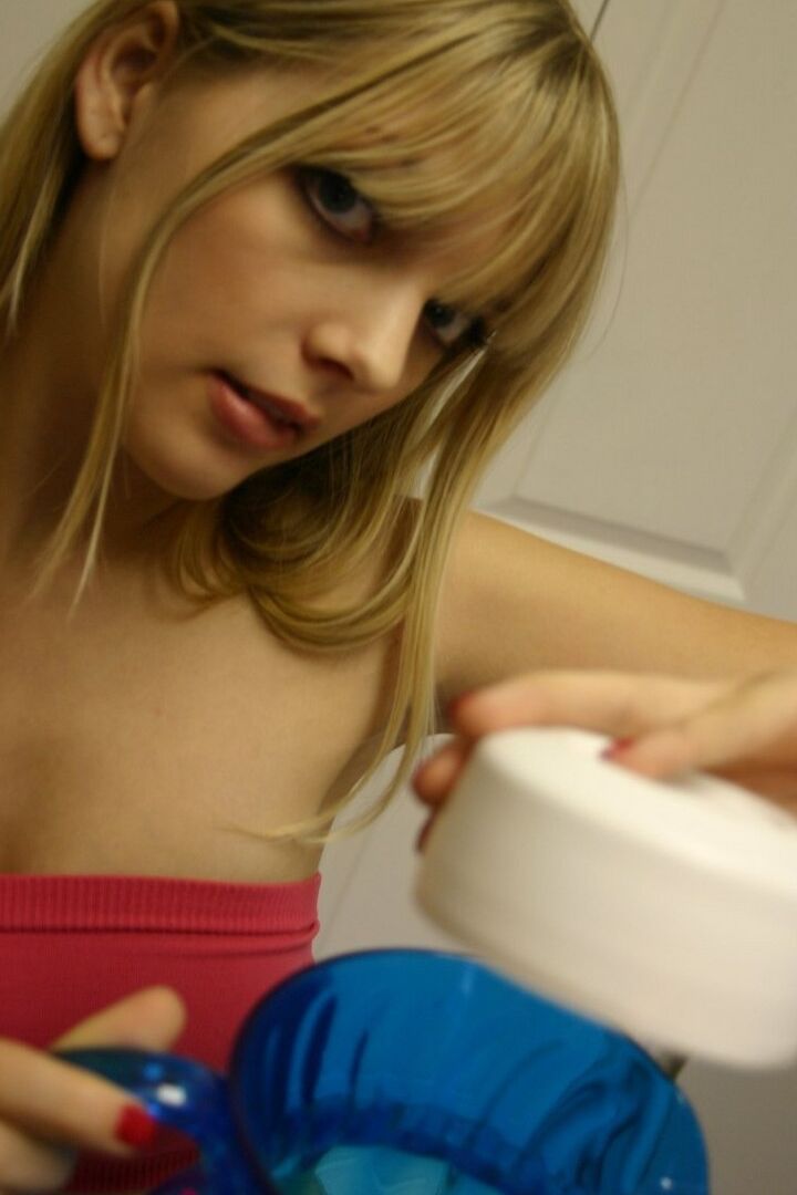 12P First timer Jana Jordan goes topless in the process of making lemonade