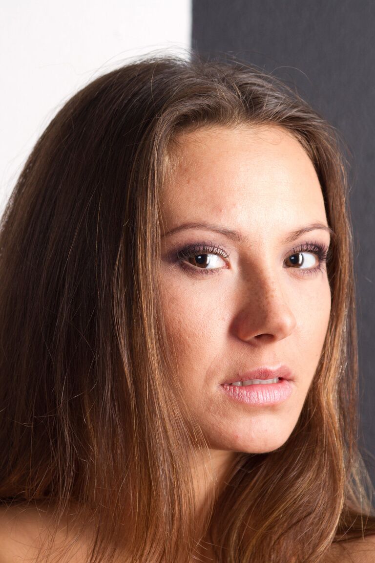 21P Beauté Érotique Dasha S