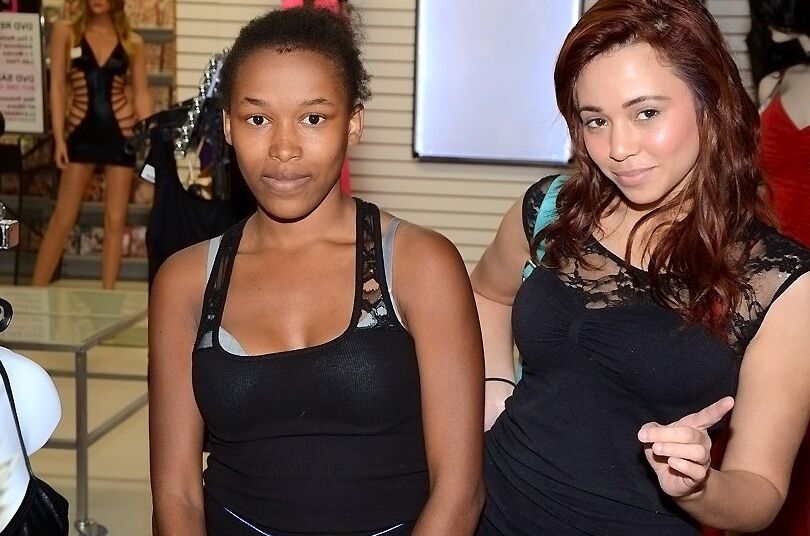 16P Chippy girls showcasing their private parts for some extra money