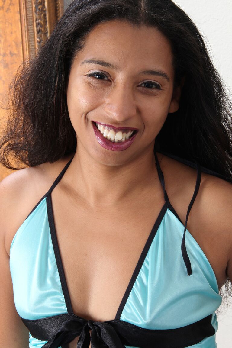 21P Plus de 30 ans Theresa Long