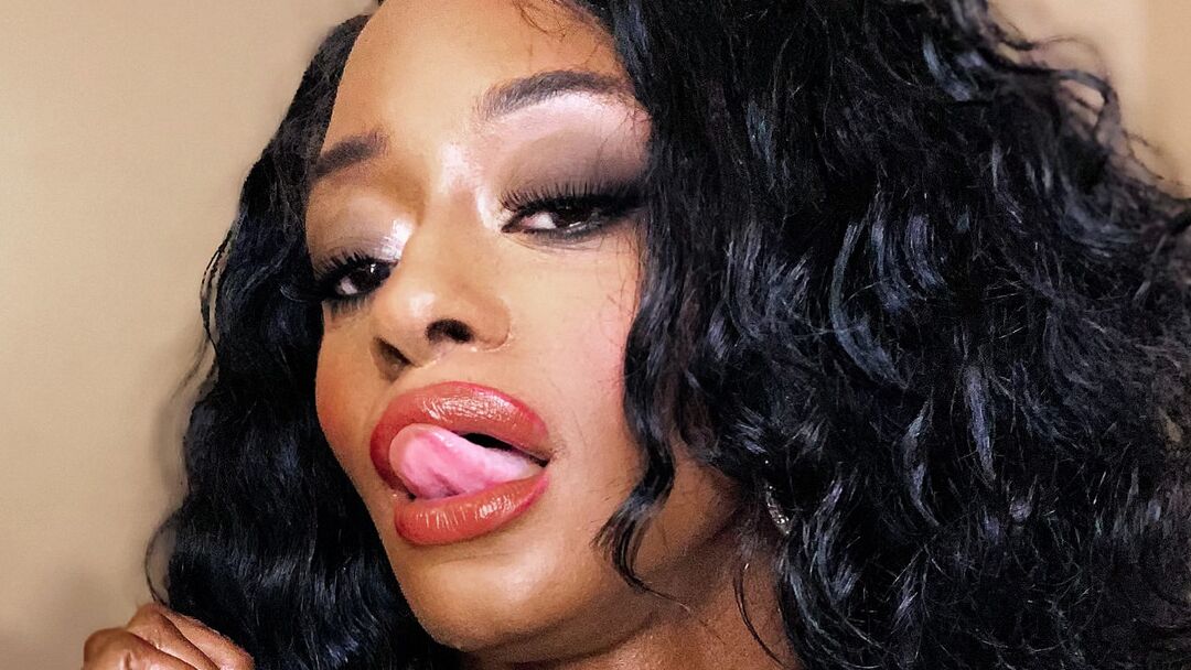 19P Kinky Bites Kelli Provocateur