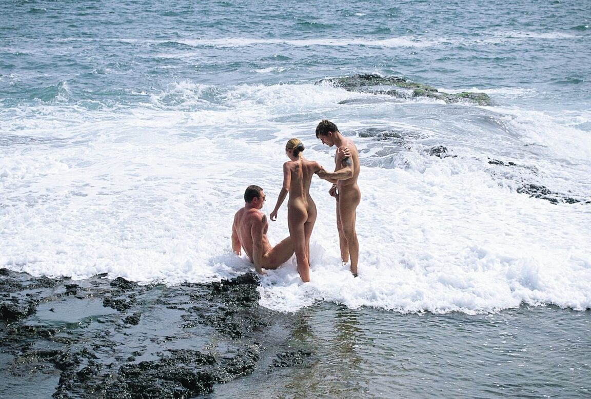 18P Hungarian MILF Nikki Montana gets spit roasted in a hot FFM 3some at the beach
