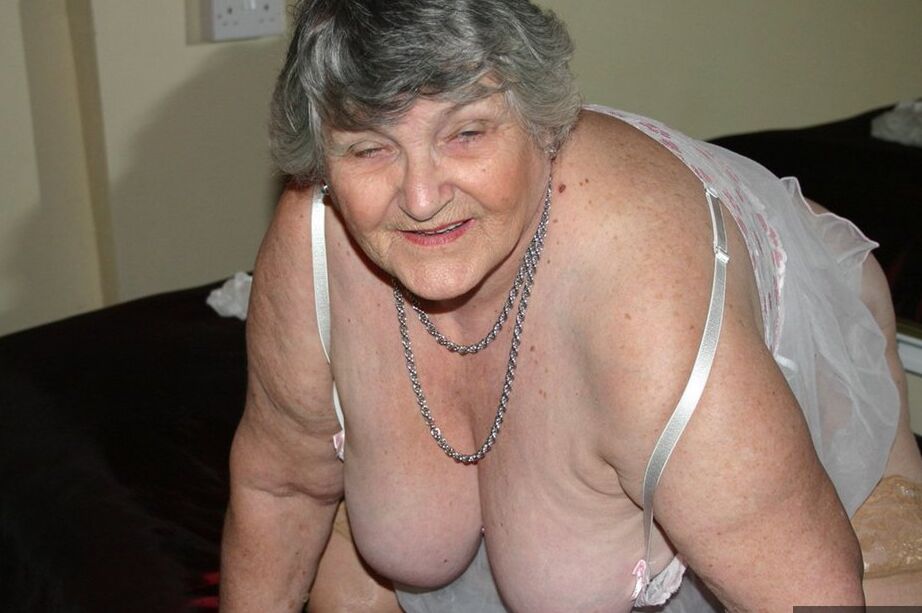 19P Obese nan Grandma Libby sucks on a vibrator after it was inside her vagina