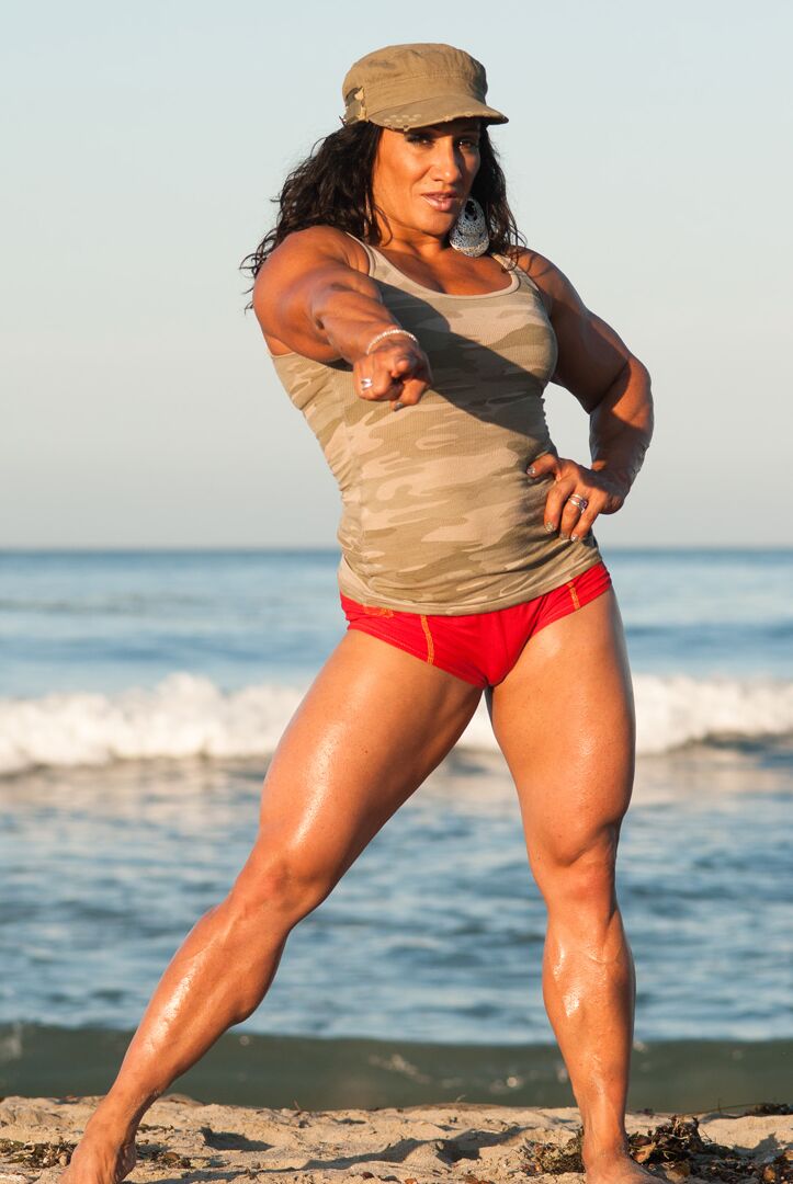 15P Muscularity Marine Booty IFBB Pro