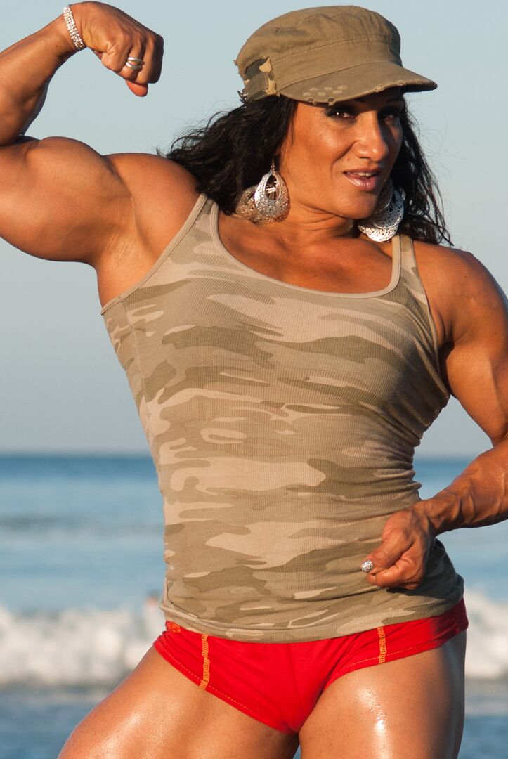 15P Muscularity Marine Booty IFBB Pro