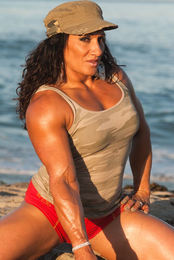15P Muscularity Marine Booty IFBB Pro