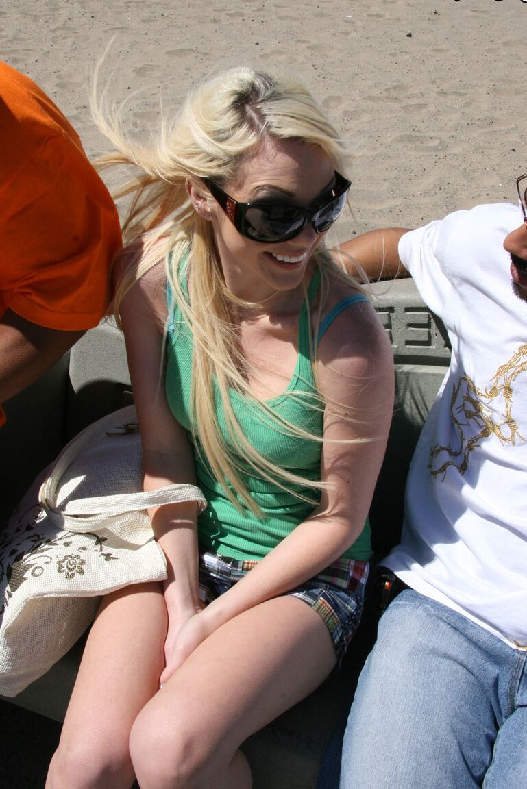 21P Blonde babe Samantha Sin strips and gets destroyed by three huge black knobs