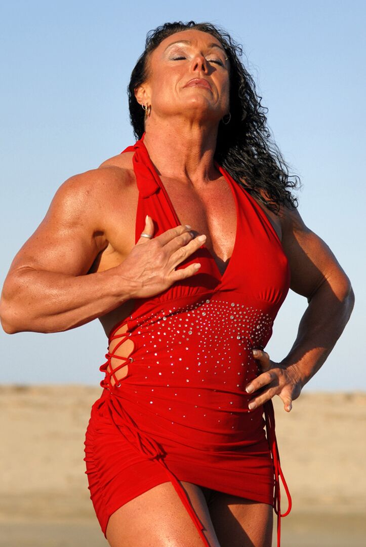 15P Muscularidad Sexy en Rojo
