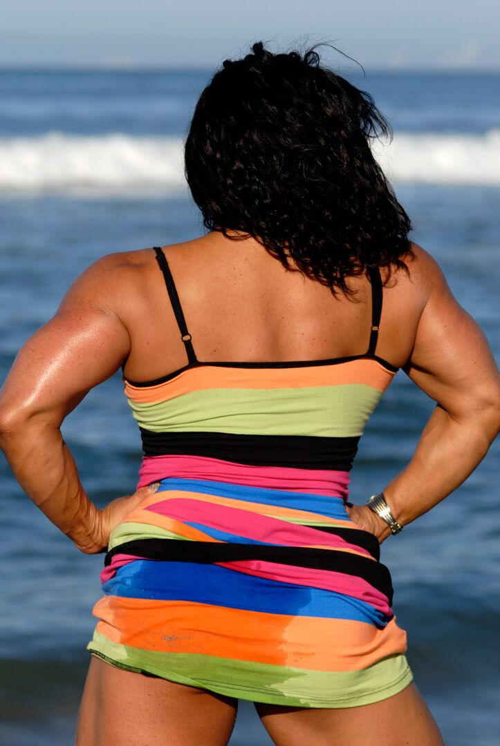 15P Muscularity Closeups and Flexing