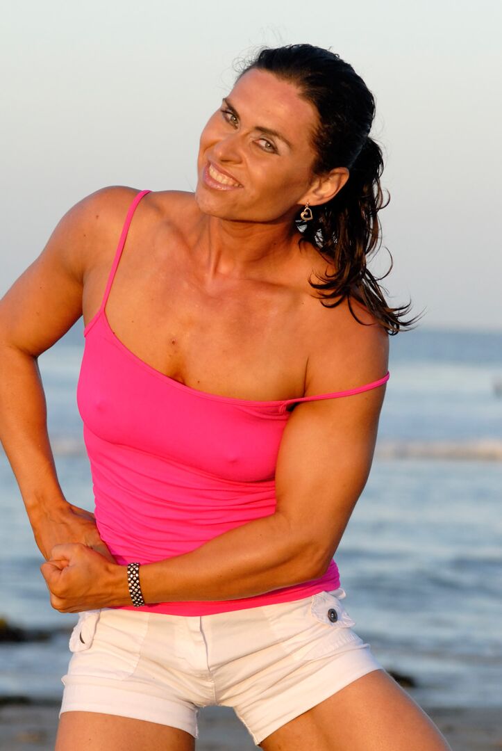 15P Muscularity Pink Muscle Flexing
