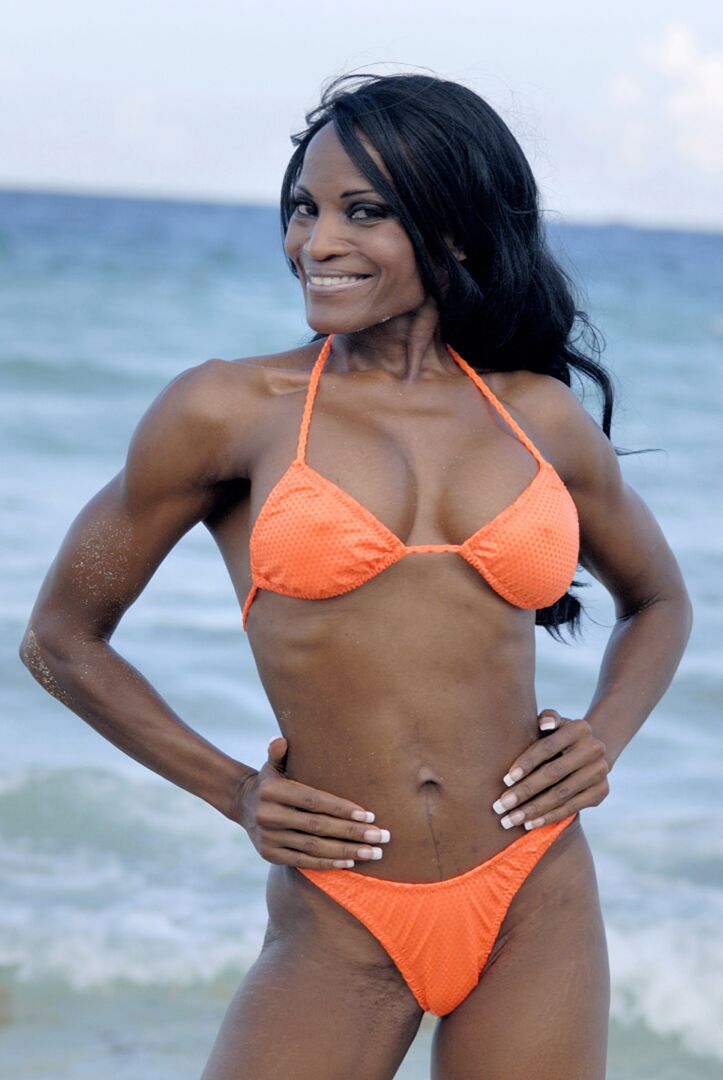 15P Muscularidad en la arena de Miami