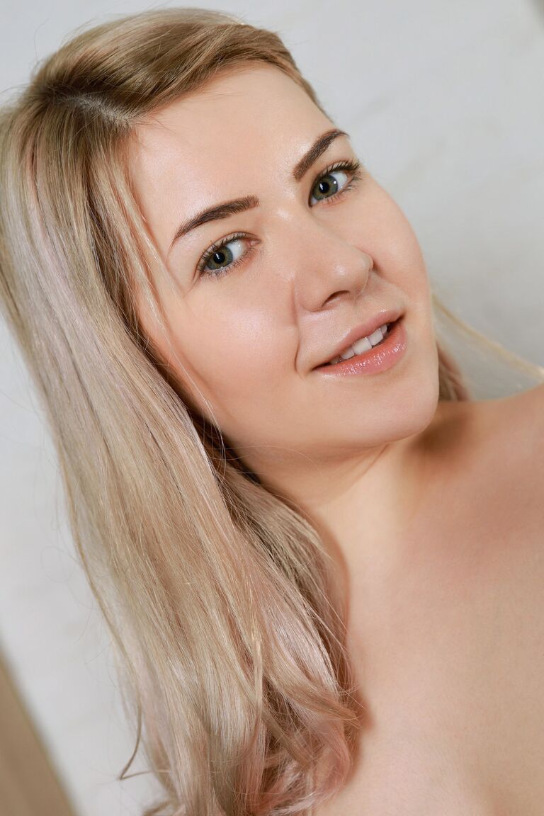 21P Diosa Desnudos Alana B