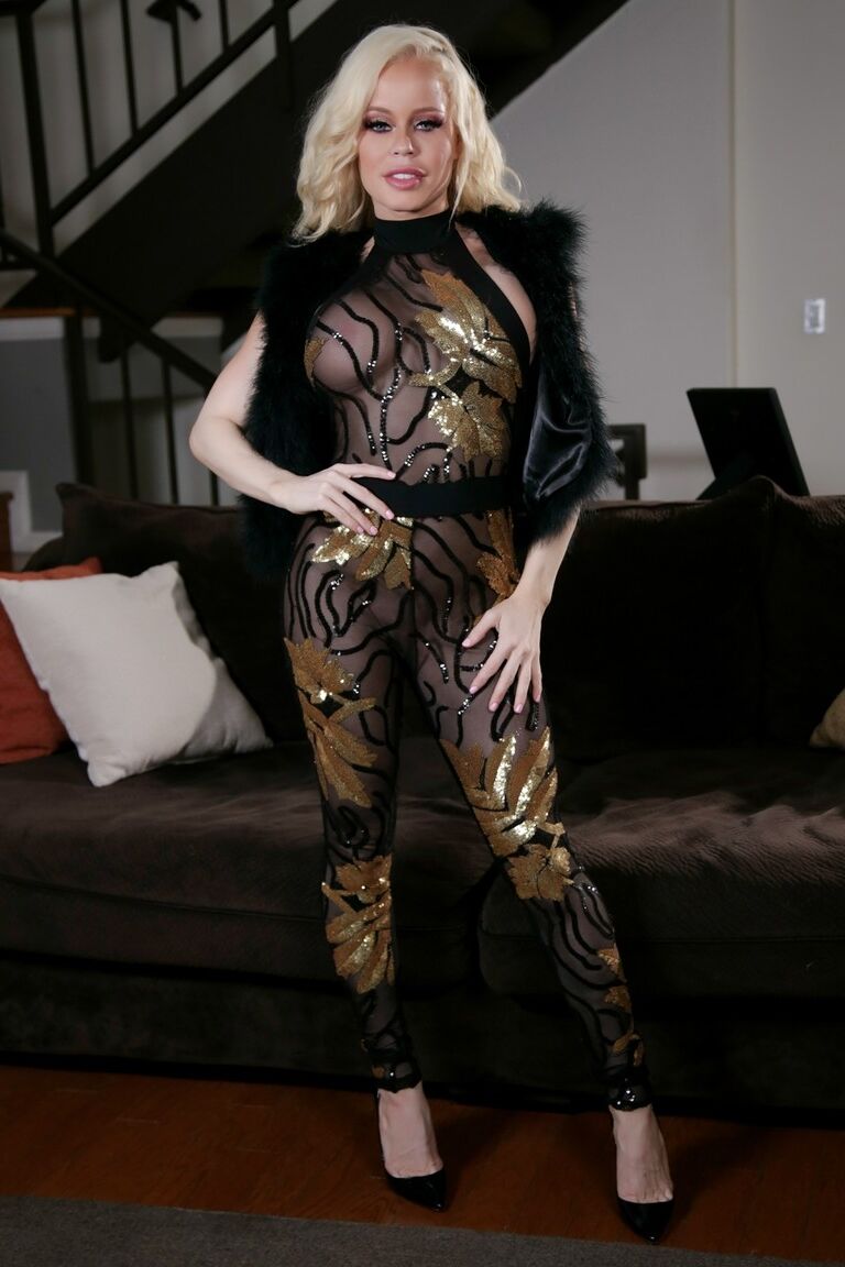 21P Sun Lust XXX Nikki Delano