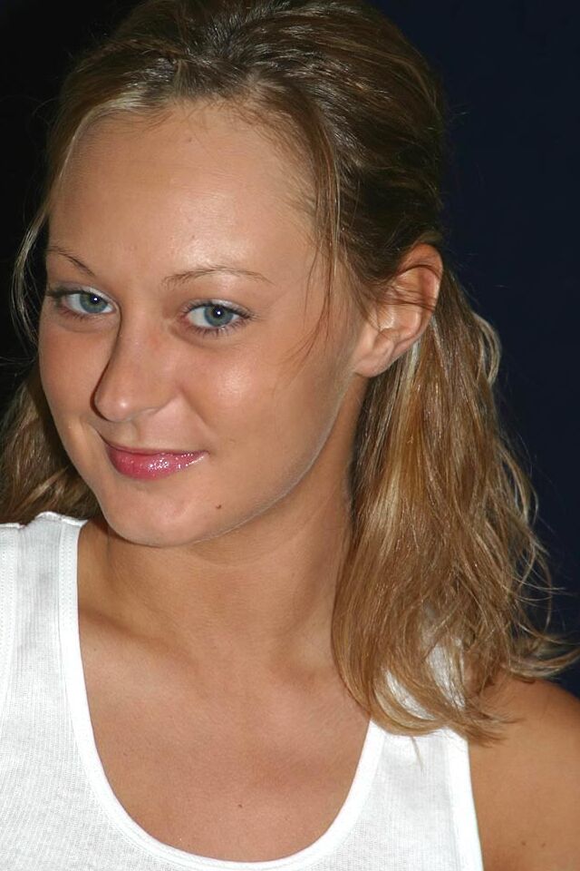 16P First timer Danny uncovers her firm tits before showing her naked pussy