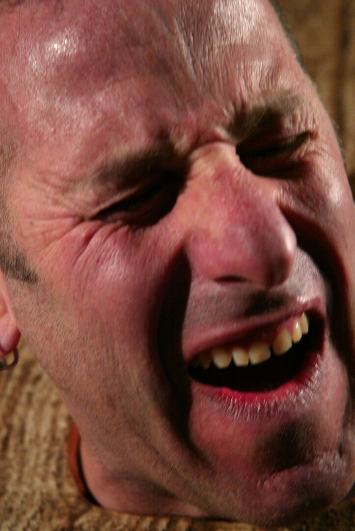 21P Men In Pain Alice Sadique, Rox