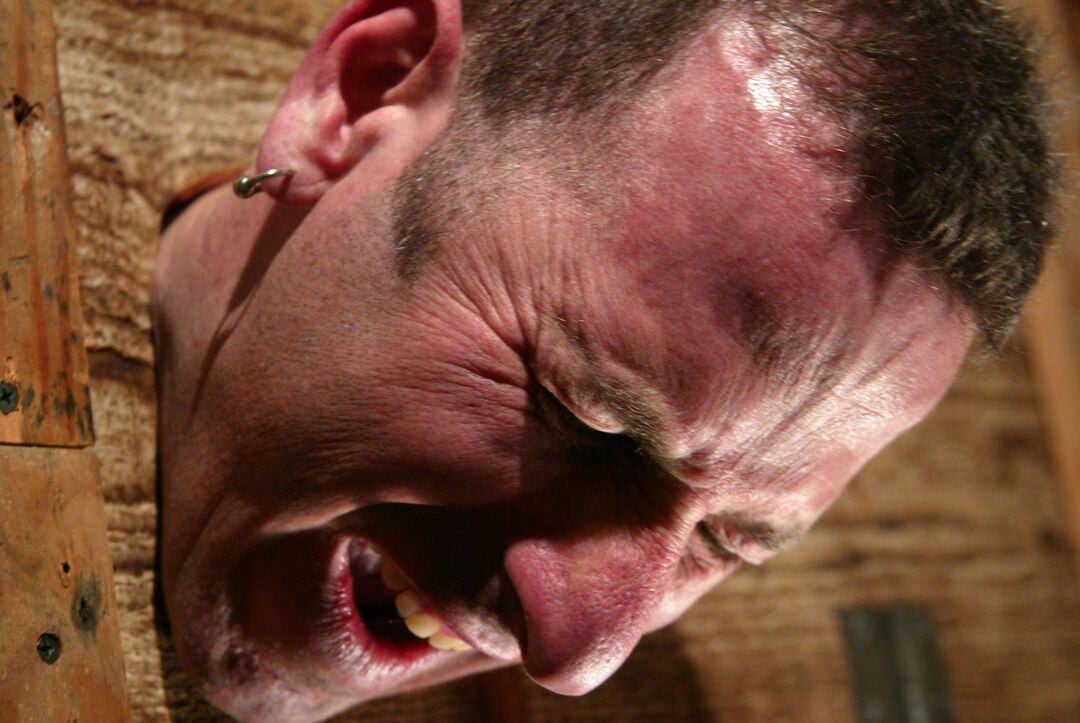 21P Men In Pain Alice Sadique, Rox